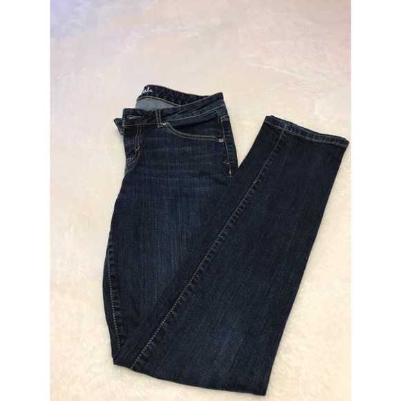 Aeropostale Ladies Jeans - Picture 2 of 2